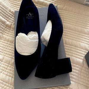 Aquatalia Black suade approx 2 in heel. Pasha dress suade .